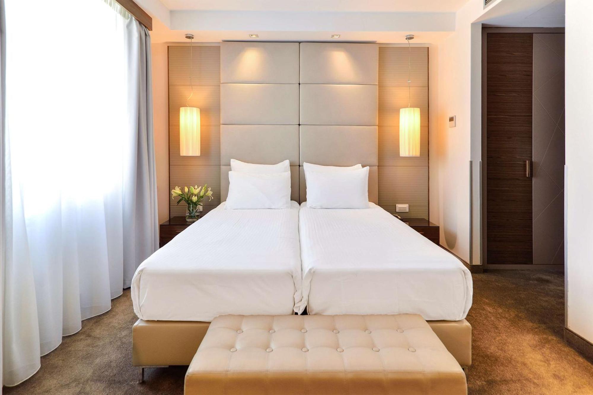 Superior Room,1213895437:JPEG