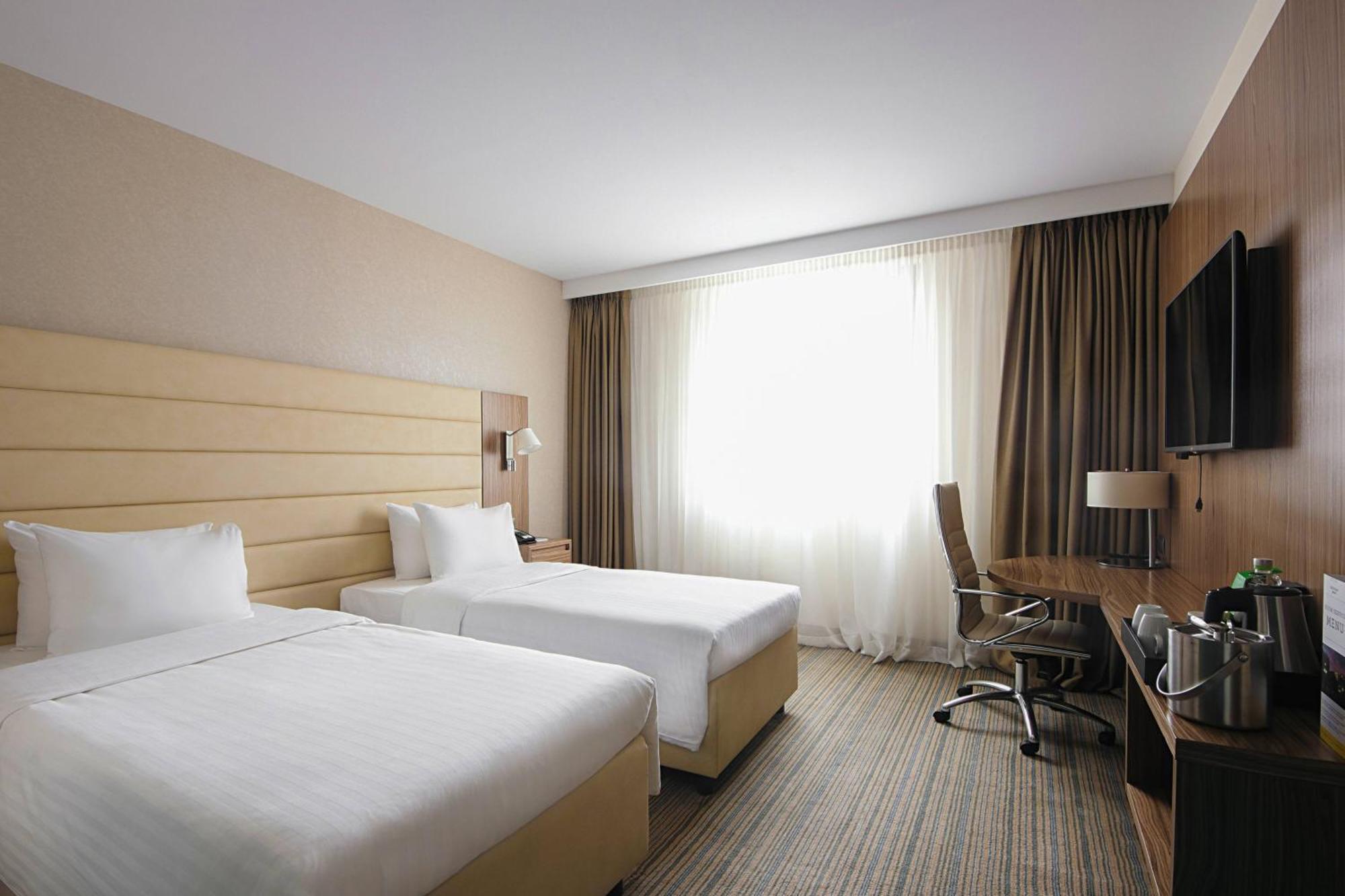 Standard Room twin beds