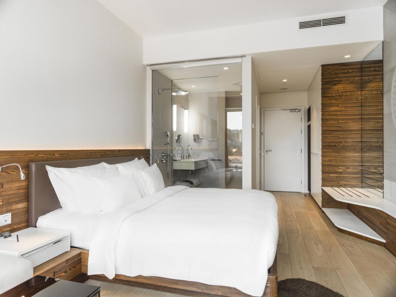 Chambre Collection