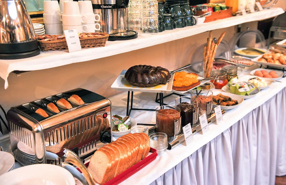 Hotel Opera Garni-1
