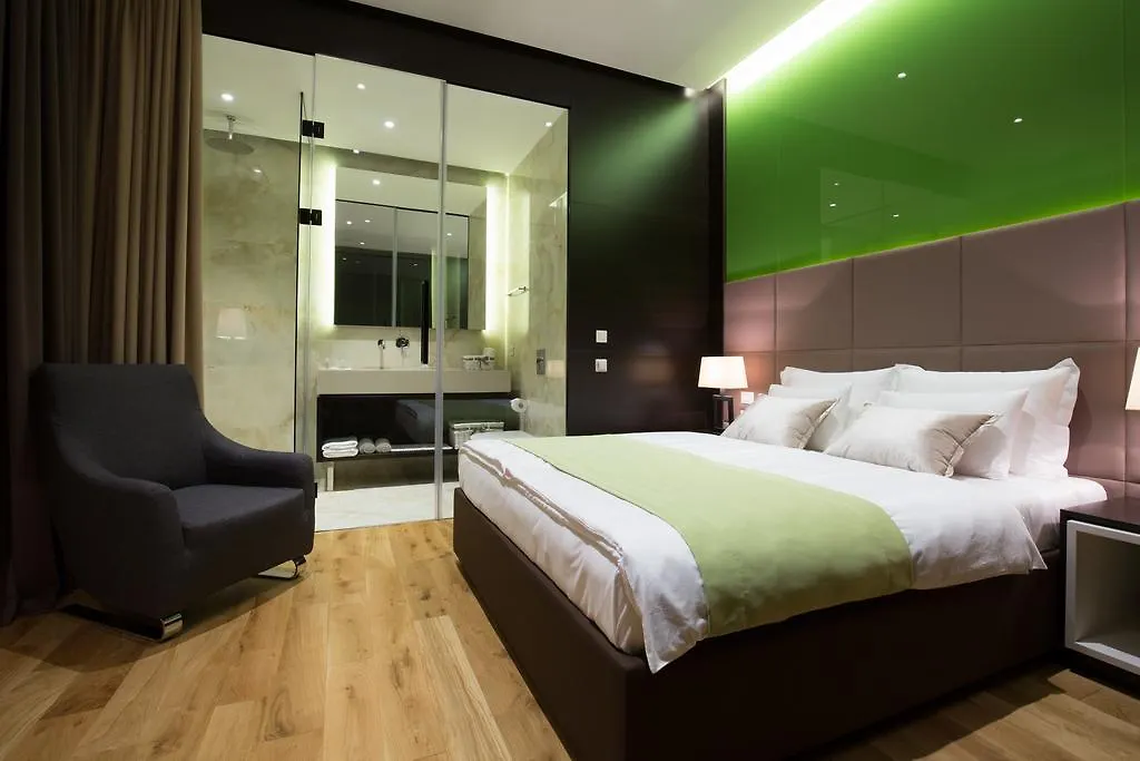 Maccani Luxury Suites-1