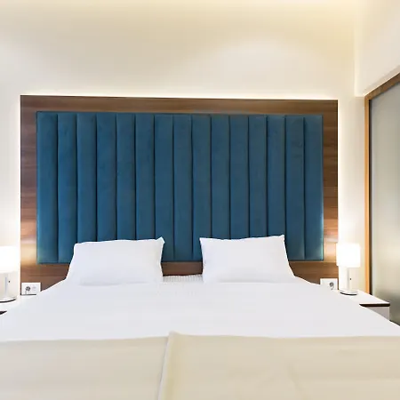 Marquise Hotel Garni-3