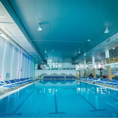 Garni Hotel Hollywoodland Wellness & Aquapark-3