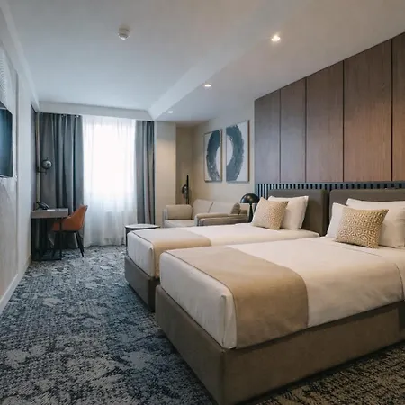Hotel Hedonic-3